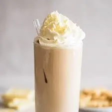 ICED WHİTE MOCHA