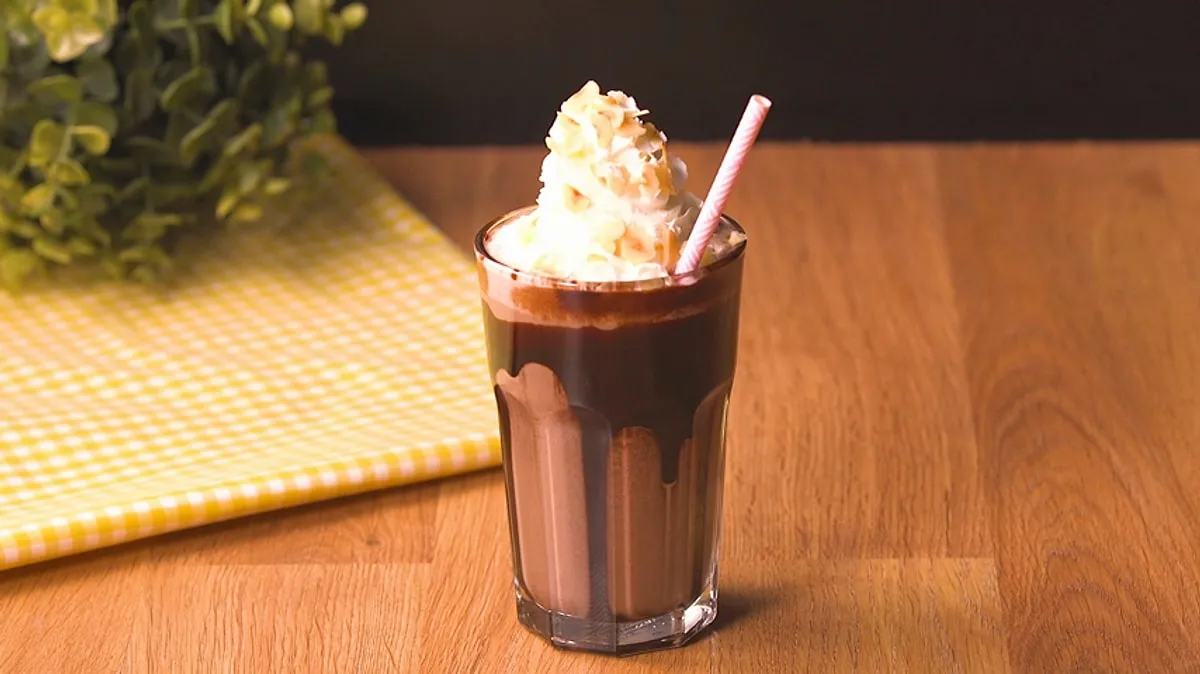 FINDIK ÇİKOLATALI MİLKSHAKE